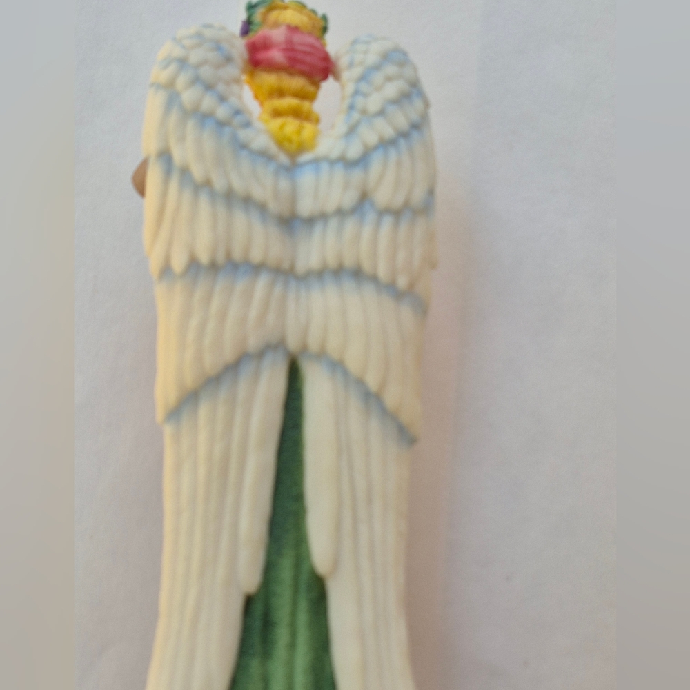 Lenox Angel of Harmony Figurine with Mandolin 1997 - Picture 9 of 15